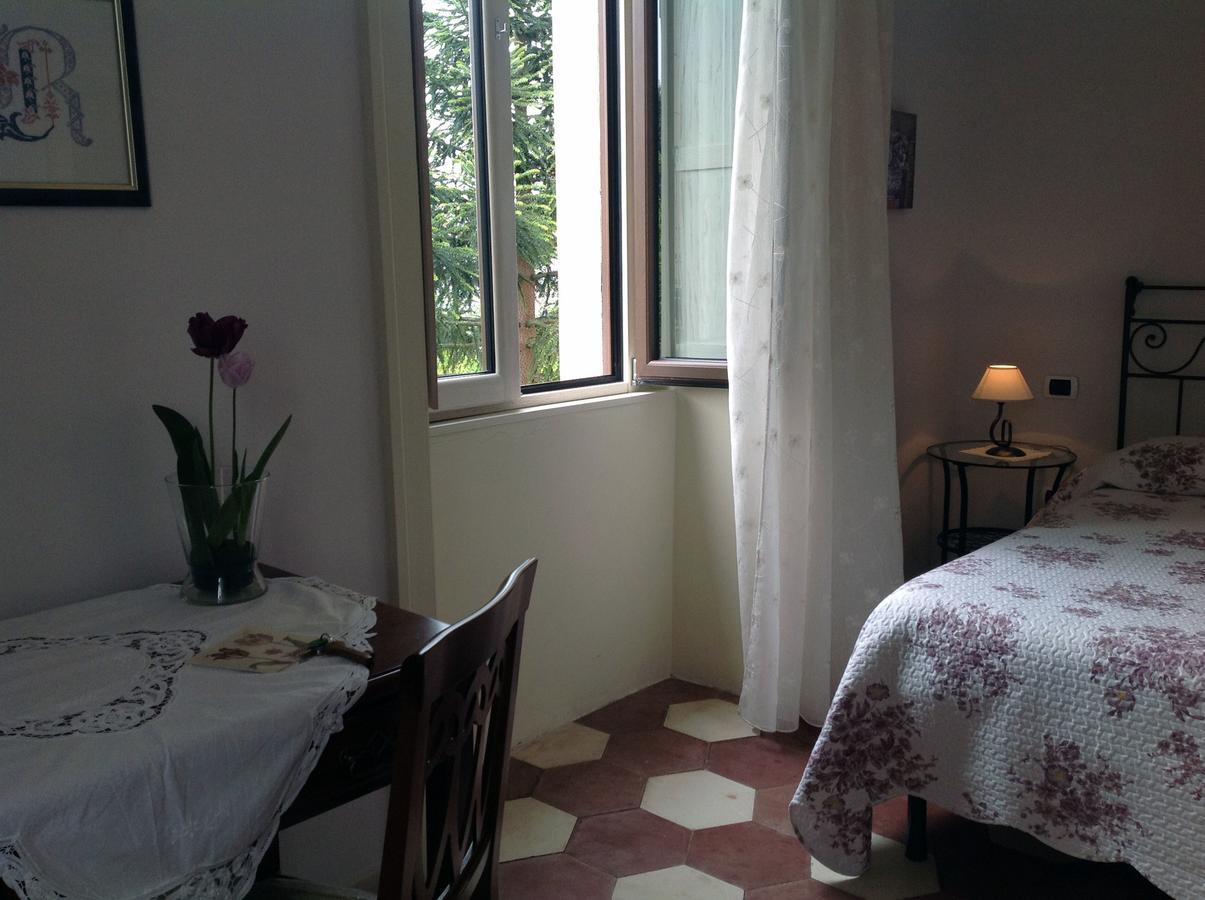 Villa Vincenza Vallo della Lucania Rum bild